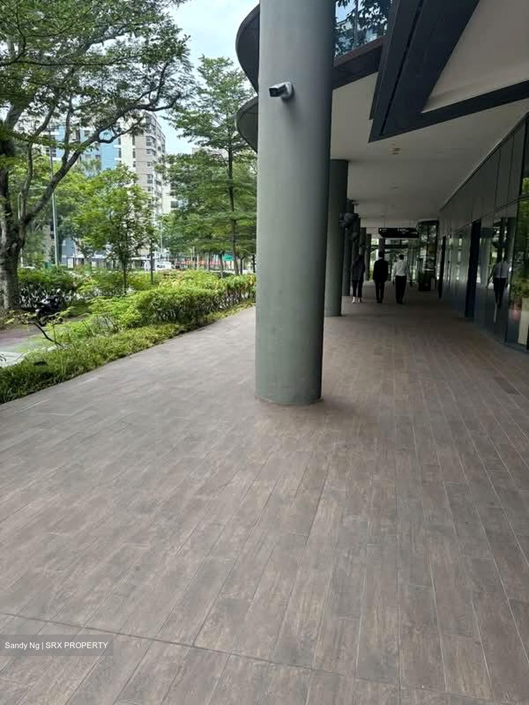 Woods Square (D25), Retail #543461241